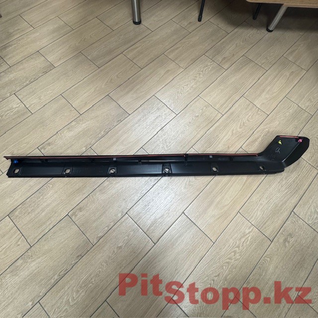 213. Toyota FJ Cruiser 2006-2022 R внешняя накладка порога 75805-35121 (7)