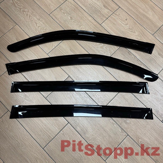 2194. Toyota Land Cruiser 200, 2001-2021 Комплект ветровиков 4шт REIN (1)