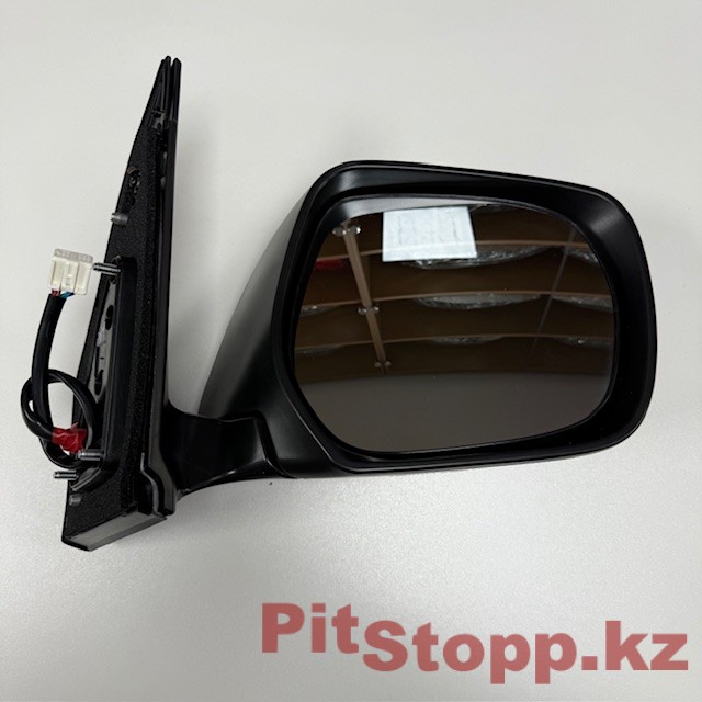 1086. Toyota Land Cruiser 200 2012-2021 R боковое зеркало цвет белый (2)