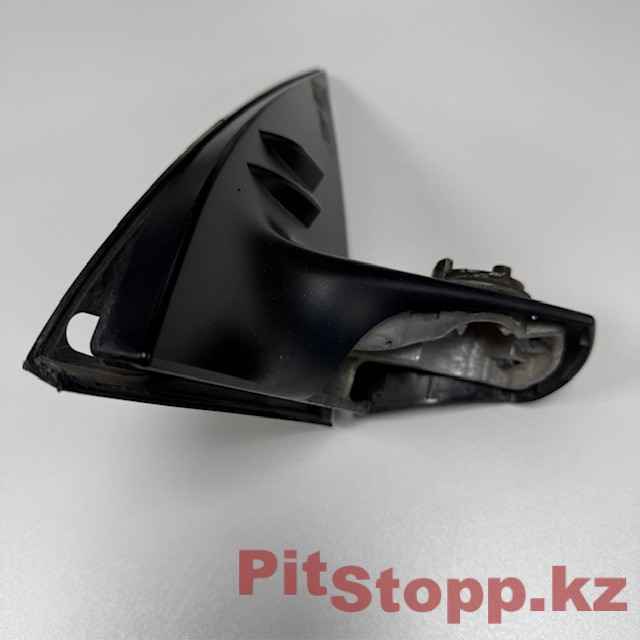 1151. Toyota Land Cruiser Prado 150 2009-2021 L крепежная ножка зеркала (2)