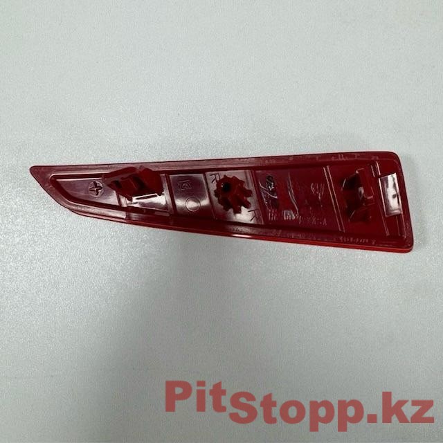181. Lexus RX 2015-2019 R отражатель заднего бампера 81910-48050.