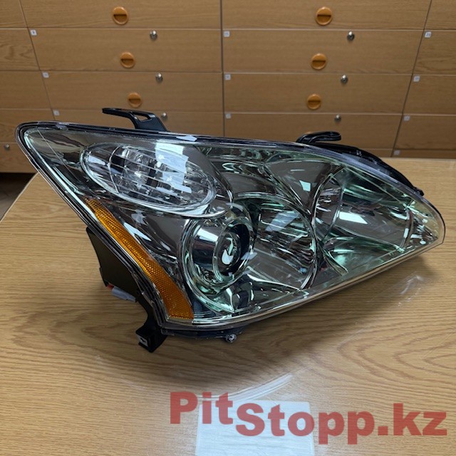 1989. Lexus RX 2003-2008 R передняя фара под ксенон (2)