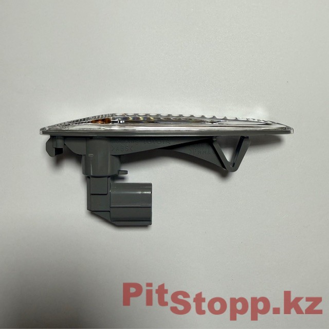 175. Lexus Lx 570 2007— L=R повторитель поворота в крыле 81730-50100 (1)