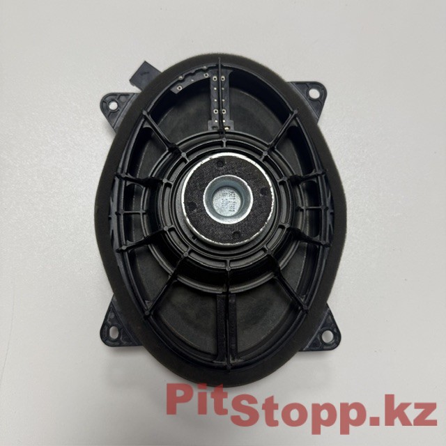 1825. TL 03 Комплект динамиков задней полки салона L. R низкочастотные GBL 86160-0WU70.... (4)