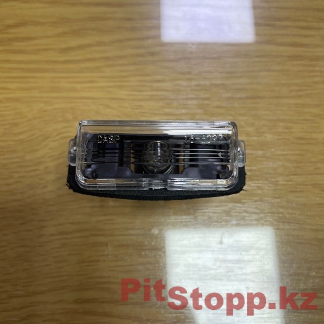 2002. Toyota Lexus TL 01 Плафон L=R подсветки заднего номерного знака 81270-33081 (1)